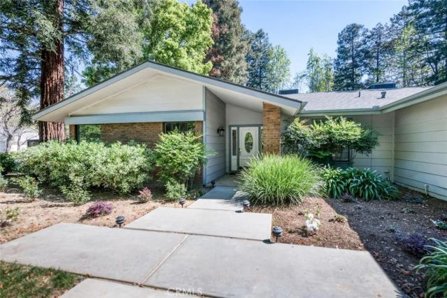 6702 N Dolores, Fresno, CA 93711