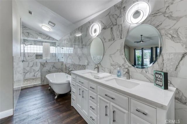 6702 N Dolores, Fresno, CA 93711