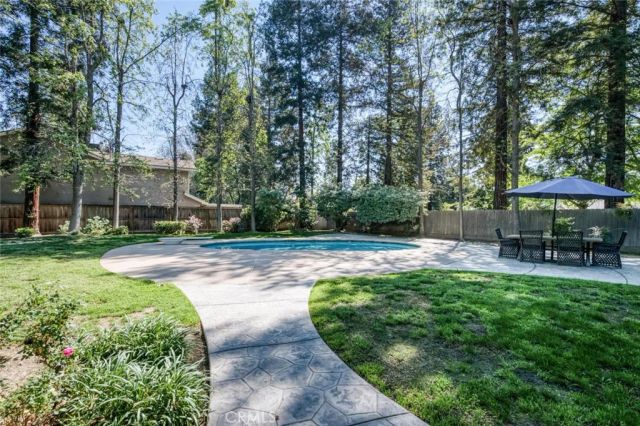 6702 N Dolores, Fresno, CA 93711