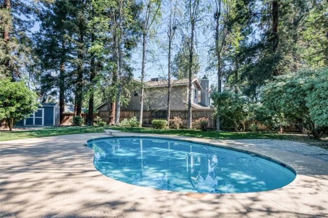 6702 N Dolores, Fresno, CA 93711