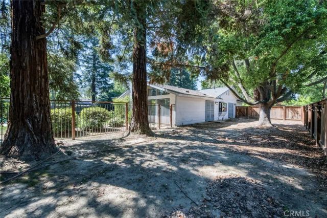 6702 N Dolores, Fresno, CA 93711