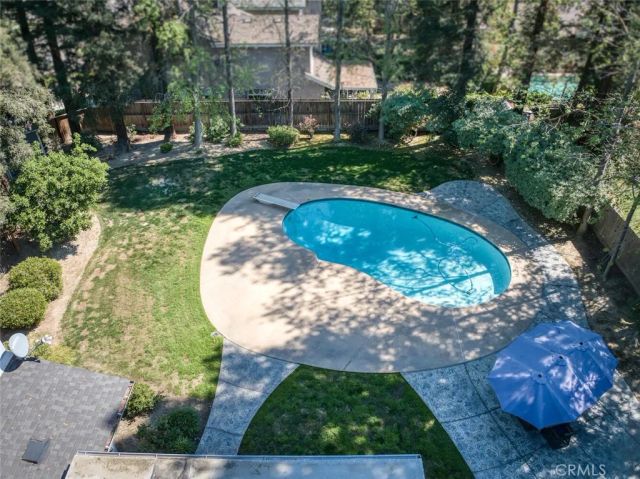 6702 N Dolores, Fresno, CA 93711