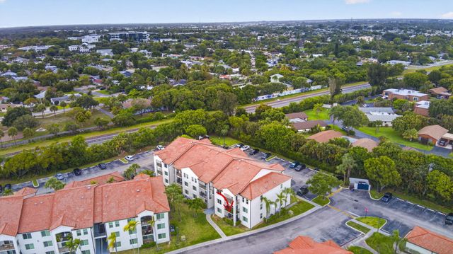 1002 Villa Circle, Boynton Beach, FL 33435