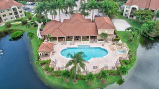 1002 Villa Circle, Boynton Beach, FL 33435