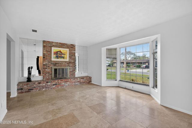 2750 CEDARCREST Drive, Orange Park, FL 32073