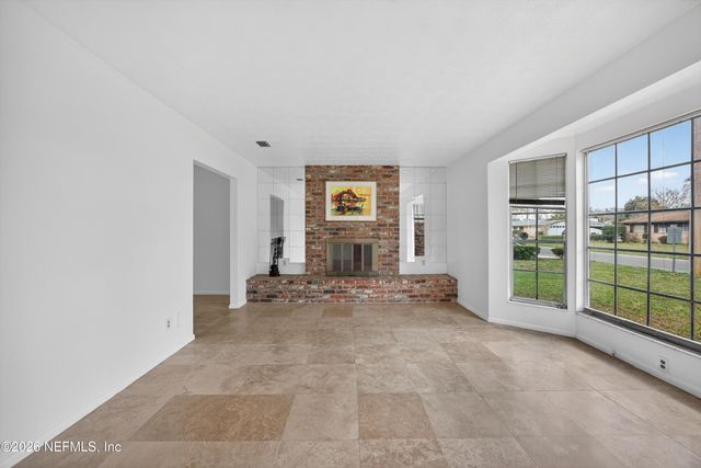 2750 CEDARCREST Drive, Orange Park, FL 32073