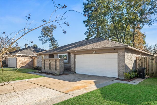 6930 Maple Fox Drive, Humble, TX 77338