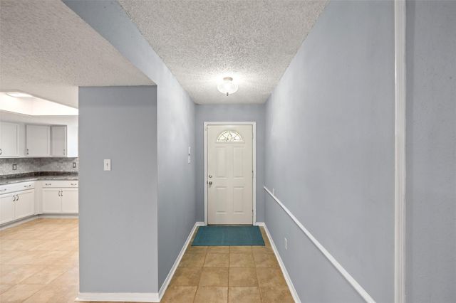 6930 Maple Fox Drive, Humble, TX 77338