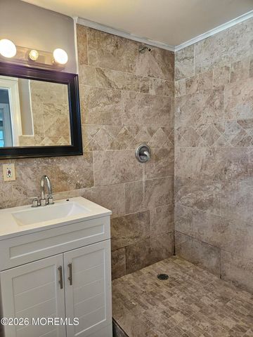 118 Walnut Drive, Lanoka Harbor, NJ 08734