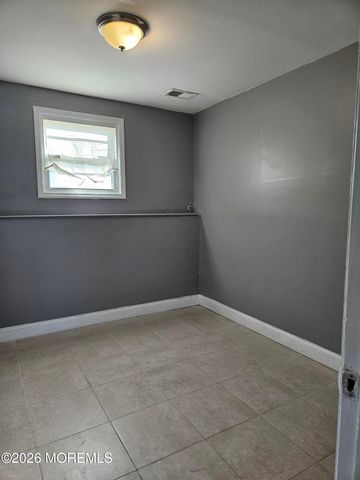 118 Walnut Drive, Lanoka Harbor, NJ 08734