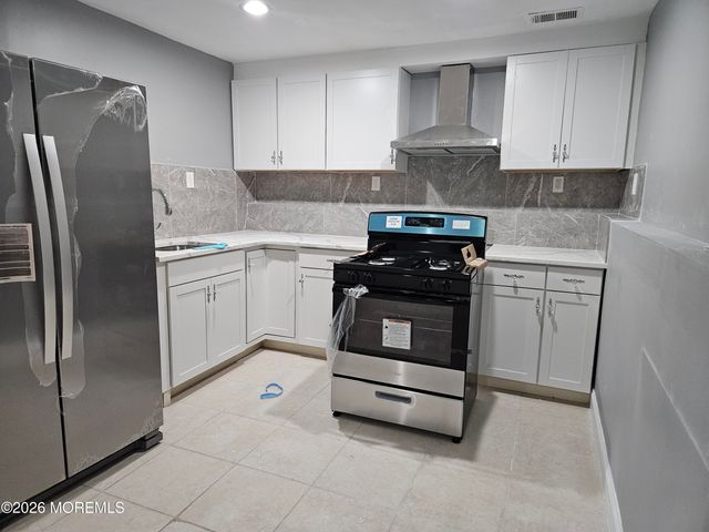 118 Walnut Drive, Lanoka Harbor, NJ 08734