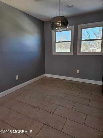 118 Walnut Drive, Lanoka Harbor, NJ 08734