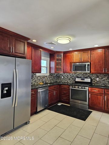 118 Walnut Drive, Lanoka Harbor, NJ 08734