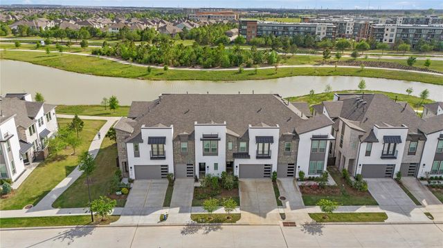 19907 Curved Steel Drive, Cypress, TX 77433