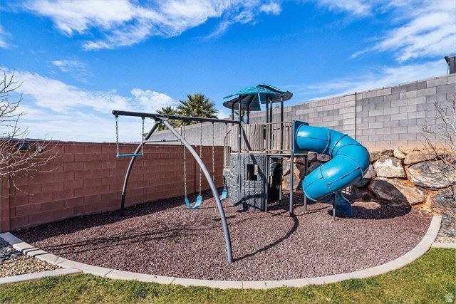 559 N SARAH LN, Hurricane, UT 84737