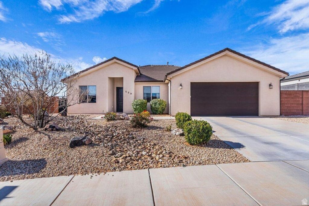 559 N SARAH LN, Hurricane, UT 84737