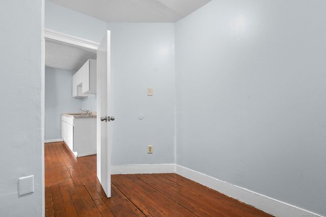 156 Orange Street, Waterbury, CT 06704