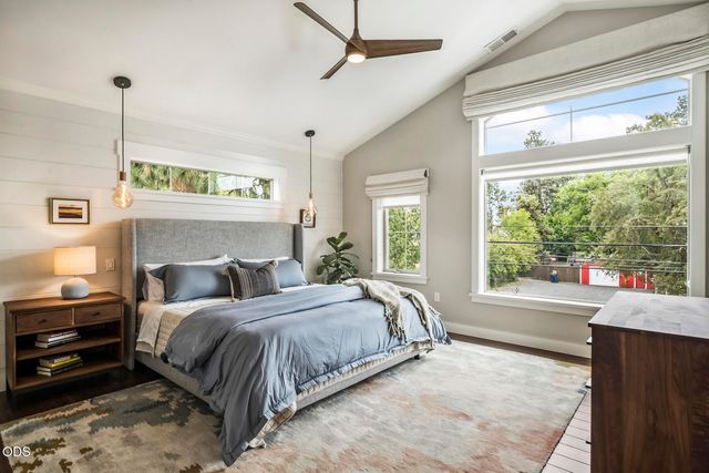 454 NE Burnside Avenue, Bend, OR 97701