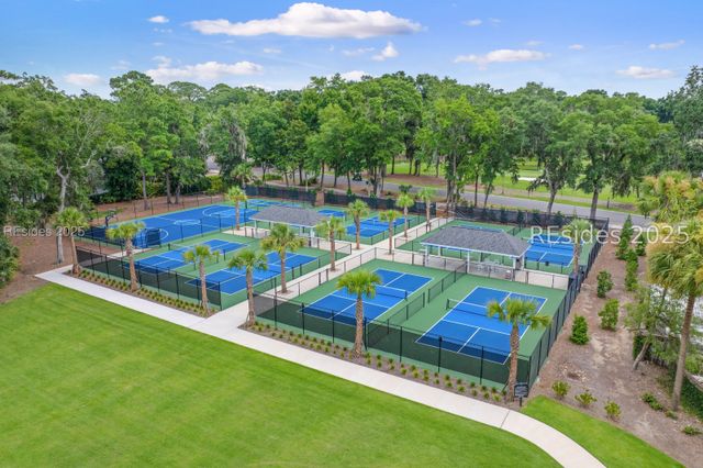 6 Brenton Ct, Bluffton, SC 29910