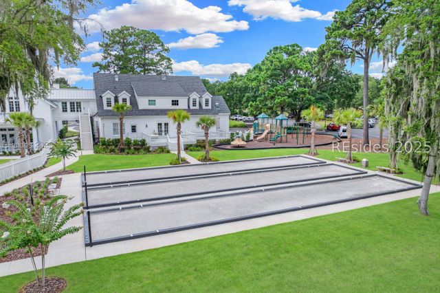 6 Brenton Ct, Bluffton, SC 29910