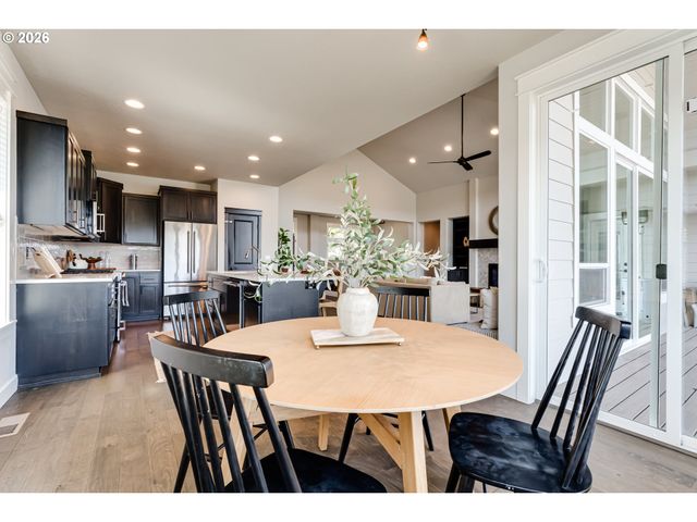 3550 MOUNTAIN QUAIL Ln, Eugene, OR 97405