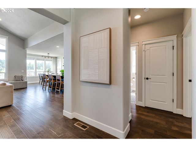 3550 MOUNTAIN QUAIL Ln, Eugene, OR 97405