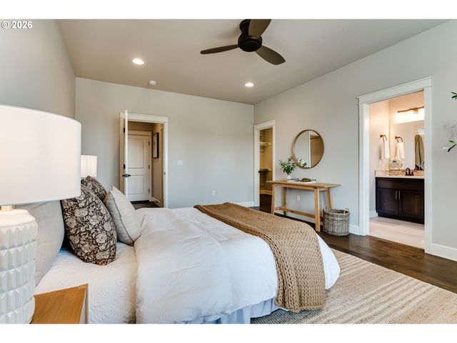 3550 MOUNTAIN QUAIL Ln, Eugene, OR 97405
