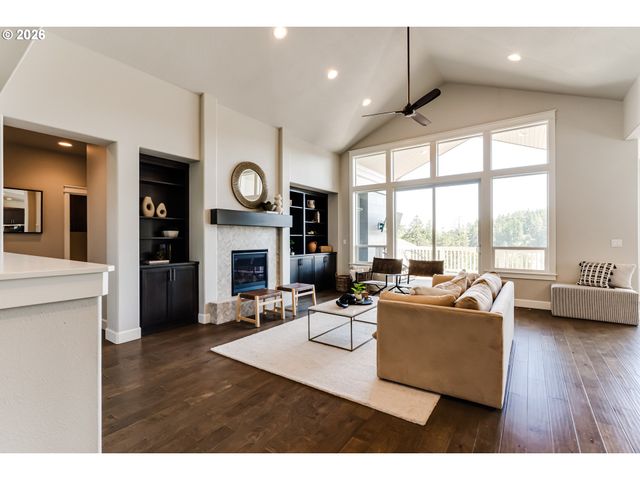3550 MOUNTAIN QUAIL Ln, Eugene, OR 97405