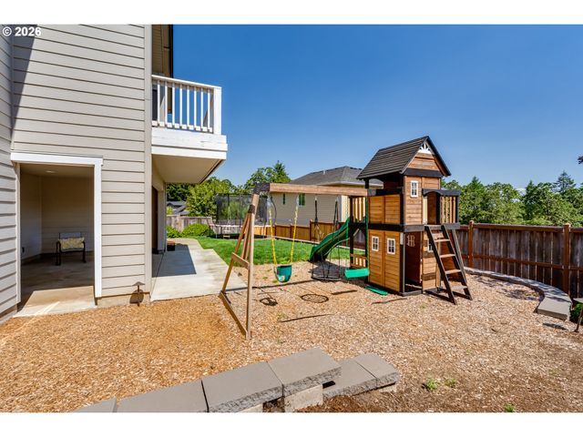 3550 MOUNTAIN QUAIL Ln, Eugene, OR 97405