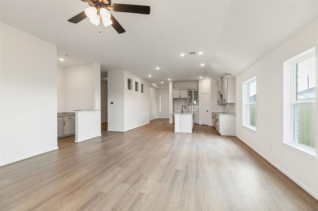 2801 Ruby Laurel Drive, Iowa Colony, TX 77583