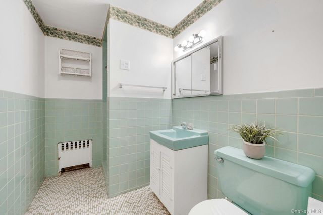 37 Fowler Avenue, Yonkers, NY 10701