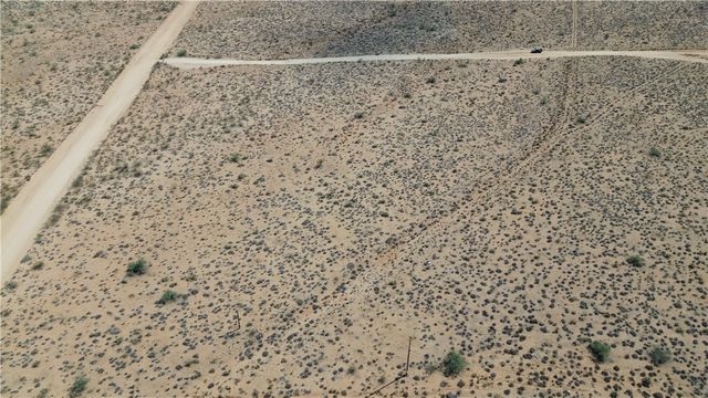 4.76 W Agate Street, Golden Valley, AZ 86413