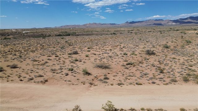 4.76 W Agate Street, Golden Valley, AZ 86413