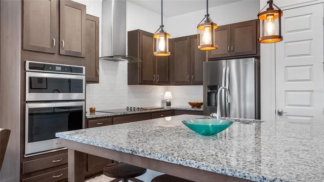 9940 BUCKLOW HILL DRIVE, Orlando, FL 32832