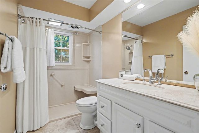 209 Cliff Rd, Economy, PA 15005