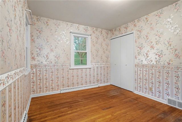 209 Cliff Rd, Economy, PA 15005
