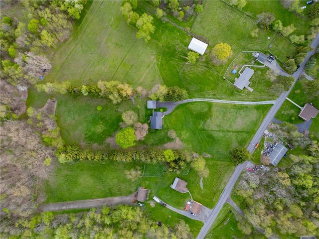 209 Cliff Rd, Economy, PA 15005