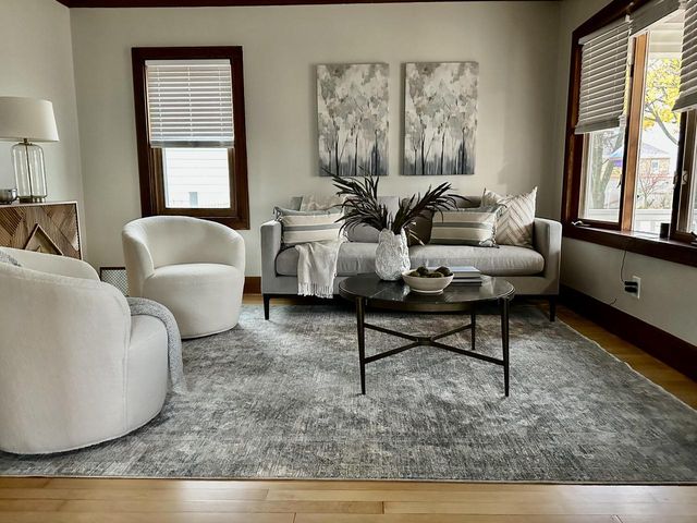 542 N 61st STREET, Wauwatosa, WI 53213