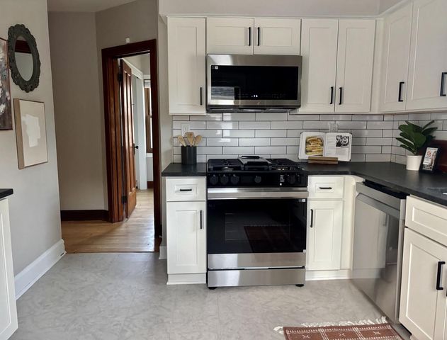 542 N 61st STREET, Wauwatosa, WI 53213