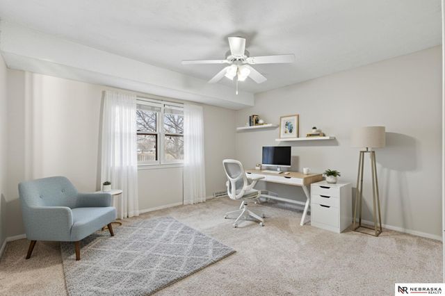 821 N 121st Street, Omaha, NE 68154