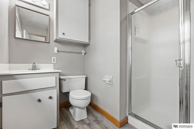 821 N 121st Street, Omaha, NE 68154