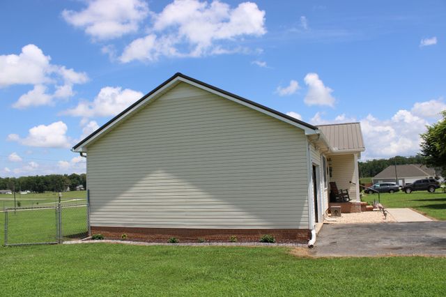 1471 Tom Grissom Rd, Morrison, TN 37357
