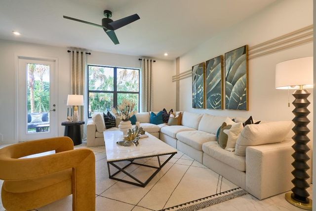 7250 Brenner Avenue, Lake Worth, FL 33467