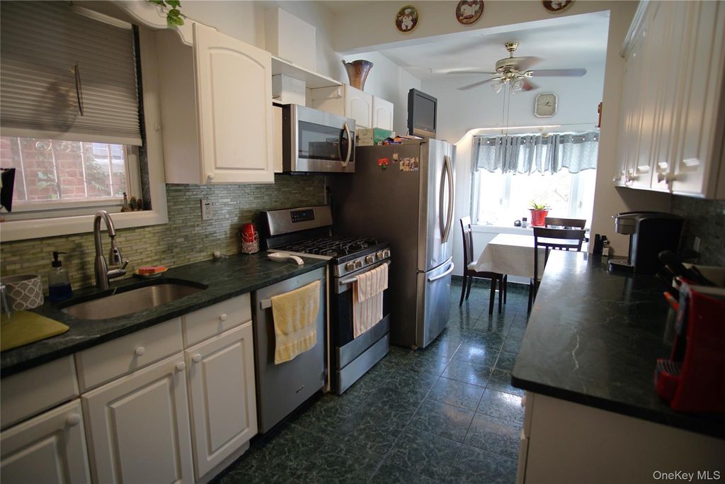 2430 Esplanade Avenue, Bronx, NY 10469 — photo 3