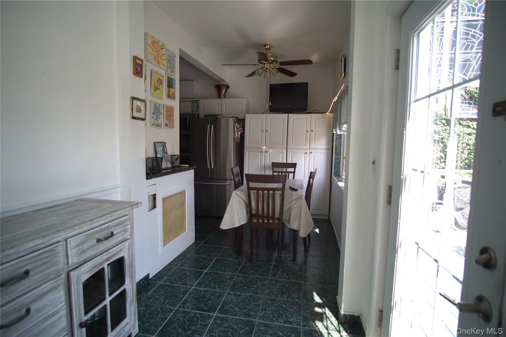 2430 Esplanade Avenue, Bronx, NY 10469 — photo 4