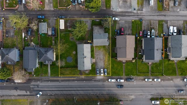 2124 Woburn Street, Bellingham, WA 98229