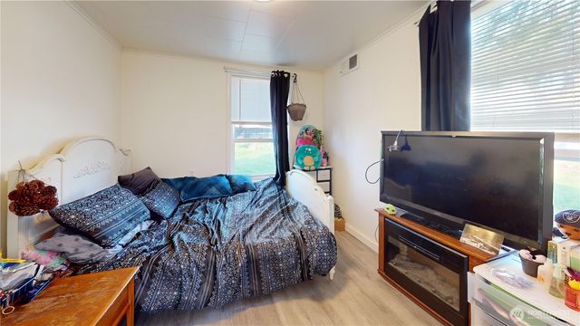 2124 Woburn Street, Bellingham, WA 98229