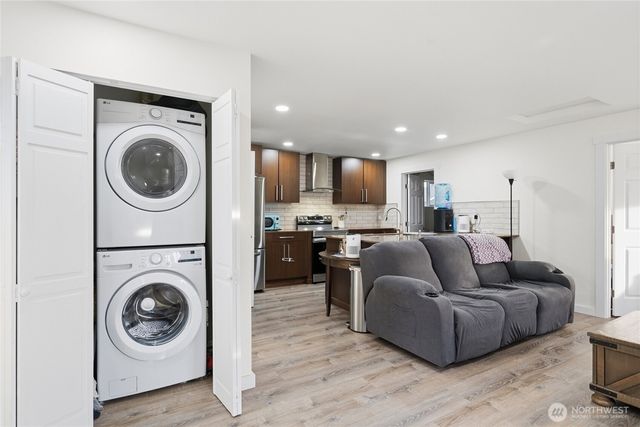 2124 Woburn Street, Bellingham, WA 98229