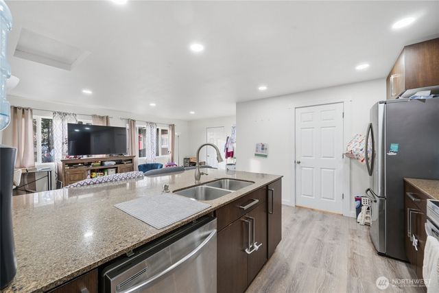 2124 Woburn Street, Bellingham, WA 98229