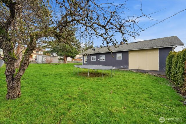 2124 Woburn Street, Bellingham, WA 98229